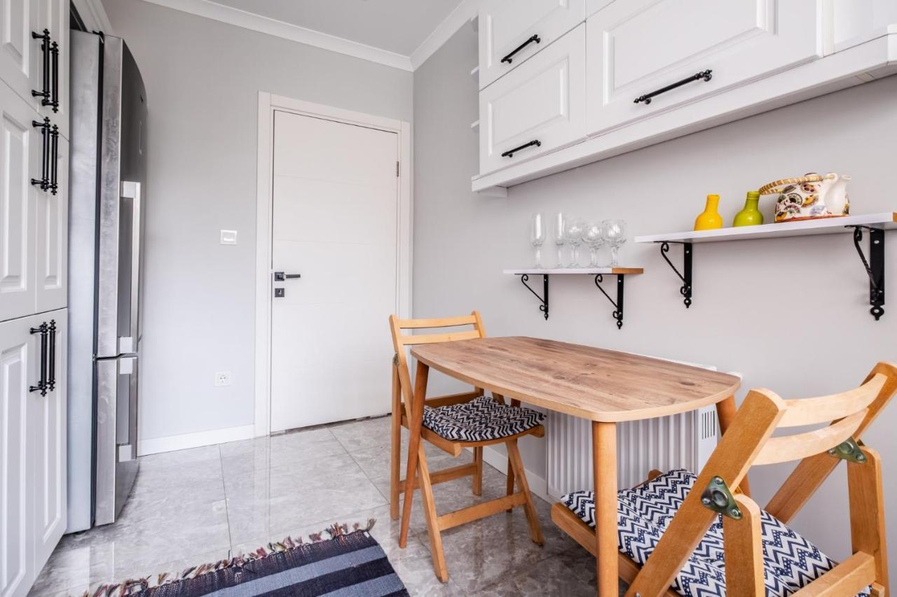 Ferienwohnung Vibrant Flat With Balcony In Maltepe Istanbul Exterior foto